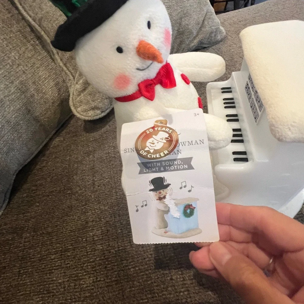 Hallmark 2023 Singing Snowman 20 Years of Cheer Piano Musical Plush Sound Motion